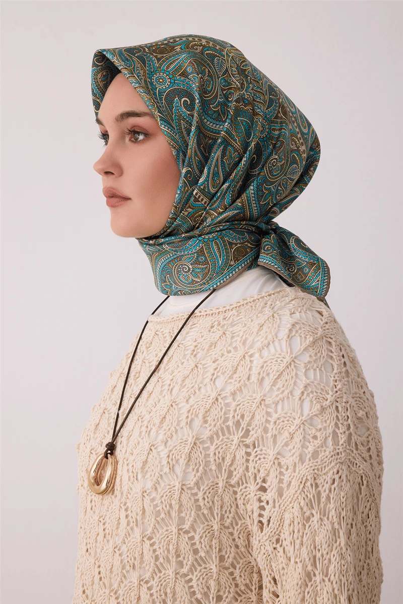 32 Belli Twill İpek Eşarp 4404D