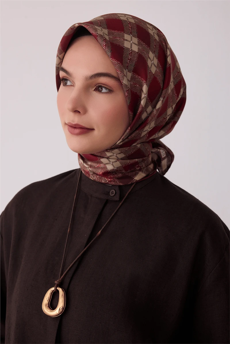 32 Belli Twill İpek Eşarp 4421D