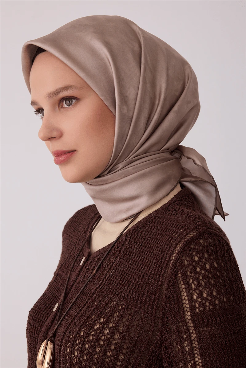 33 Belli Twill İpek Eşarp 4428D