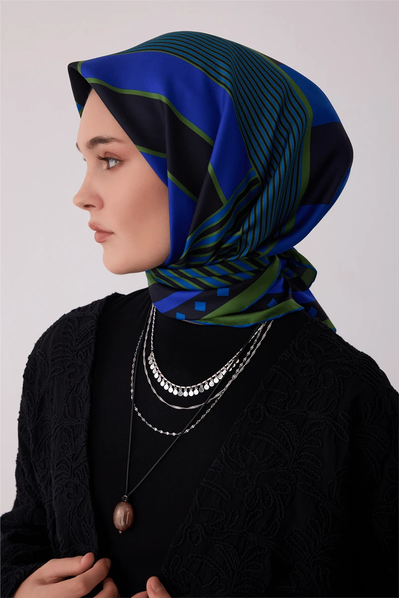 50 Belli Twill İpek Eşarp 4401D