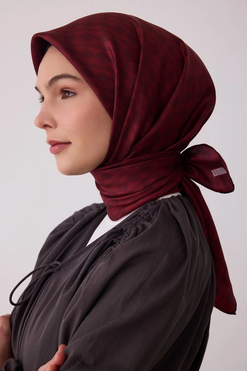 52 Belli Twill İpek Eşarp 4425D