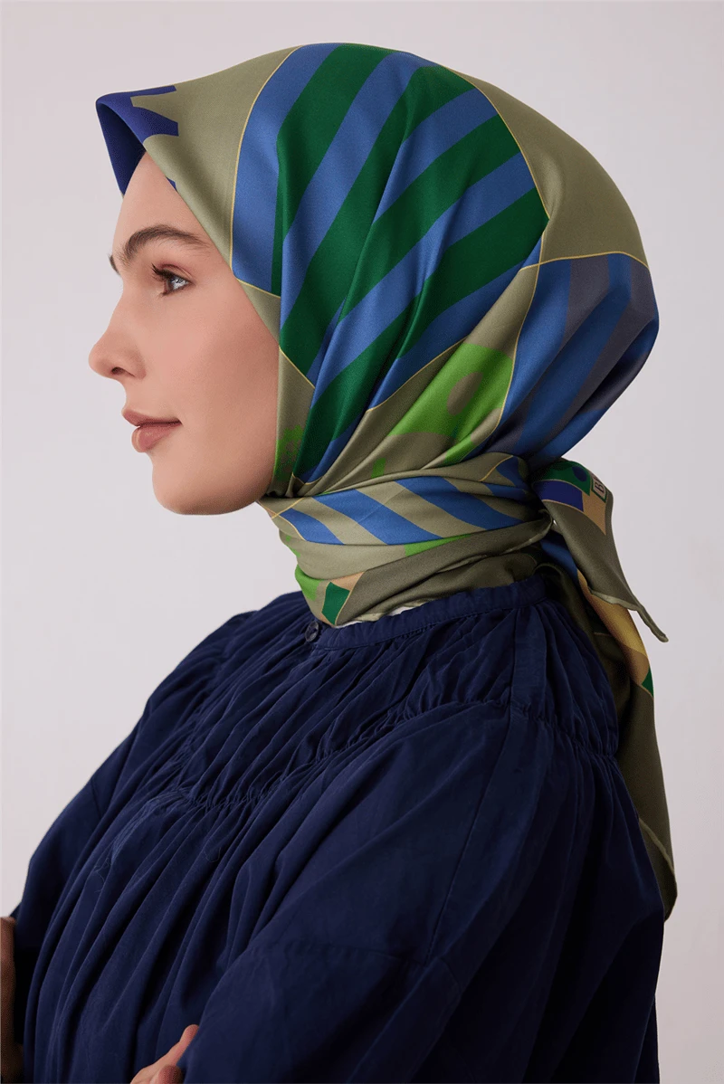 54 Belli Twill İpek Eşarp 4409D