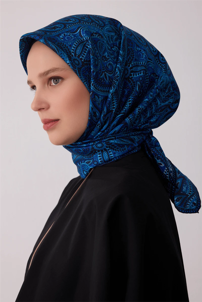 80 Belli Twill İpek Eşarp 4404D