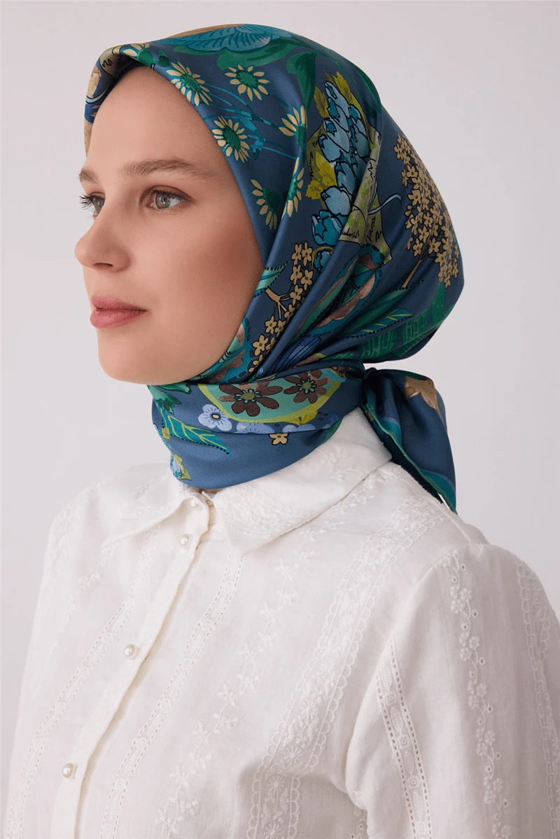 80 Belli Twill İpek Eşarp 4415D