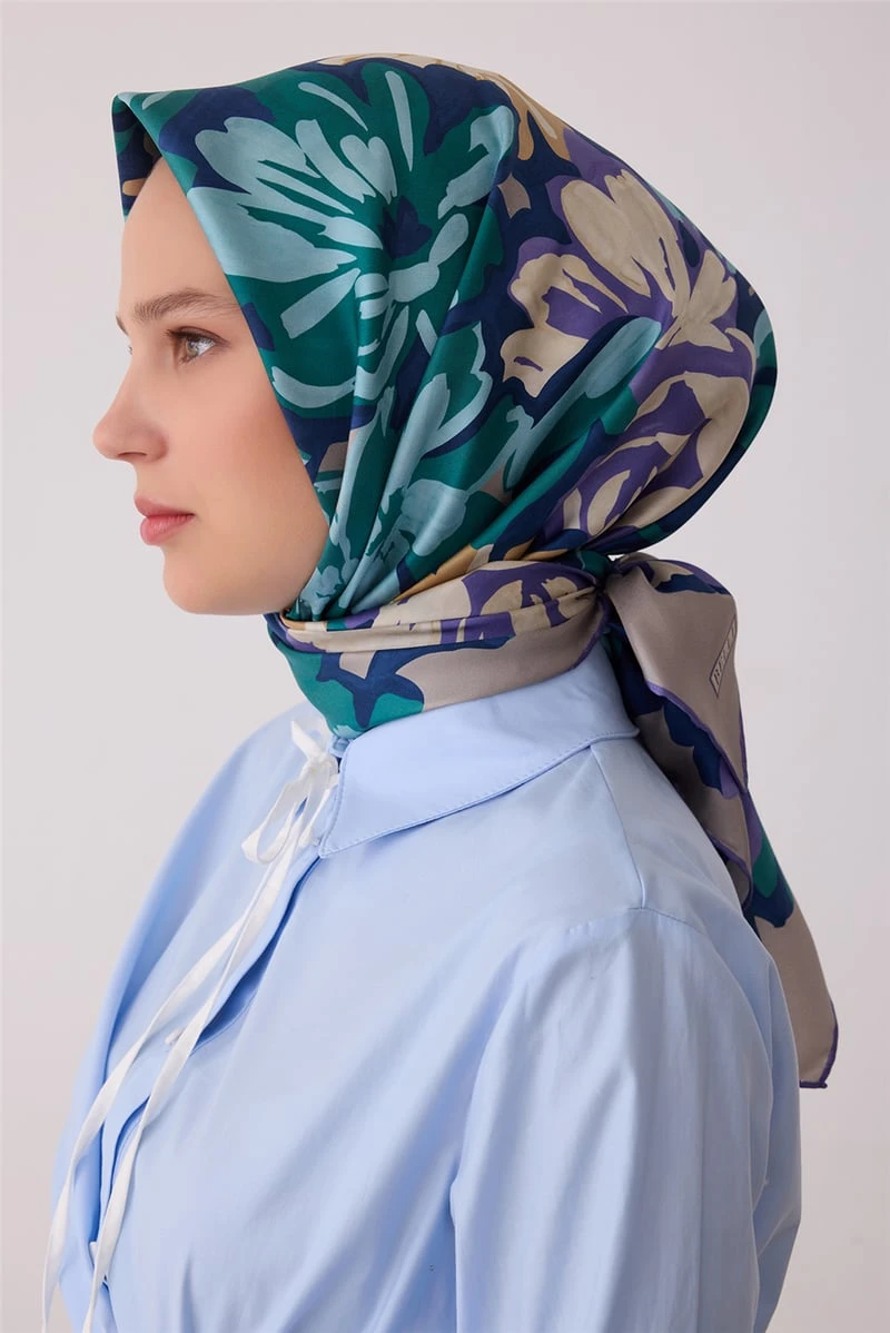 80 Belli Twill İpek Eşarp 4416D