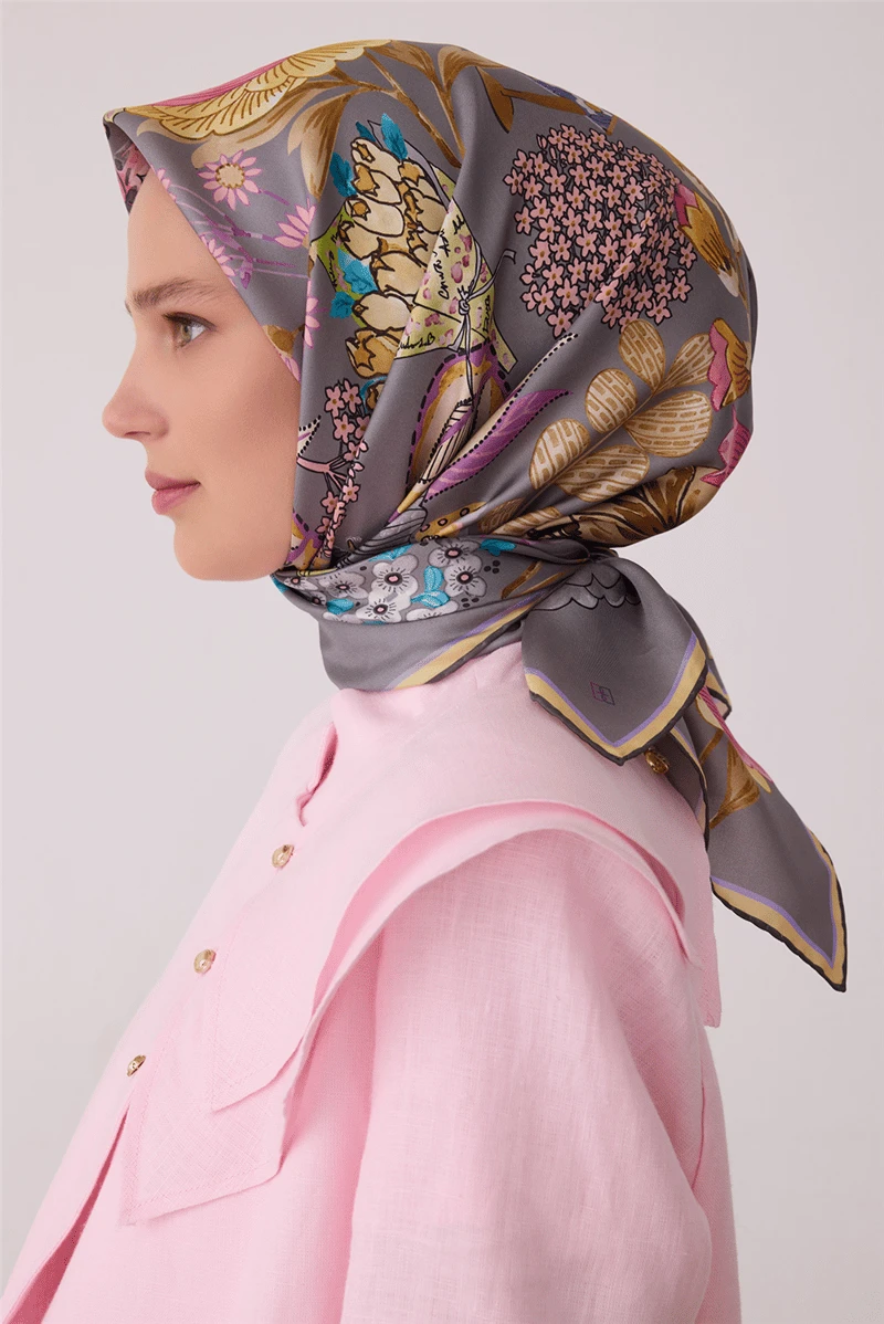 81 Belli Twill İpek Eşarp 4415D