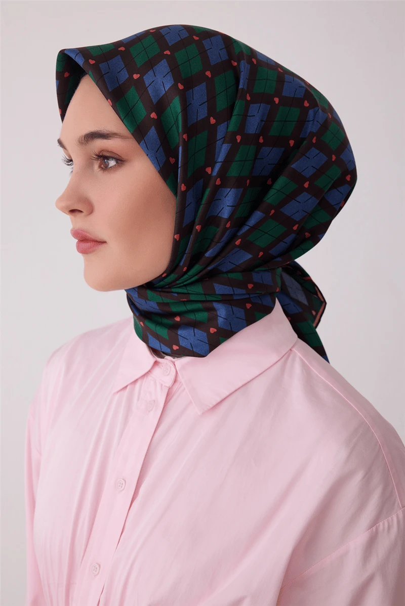 82 Belli Twill İpek Eşarp 4408D