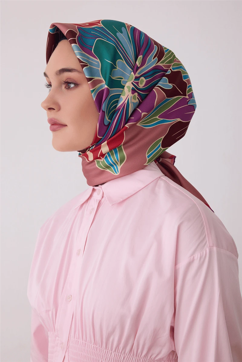 82 Belli Twill İpek Eşarp 4413D