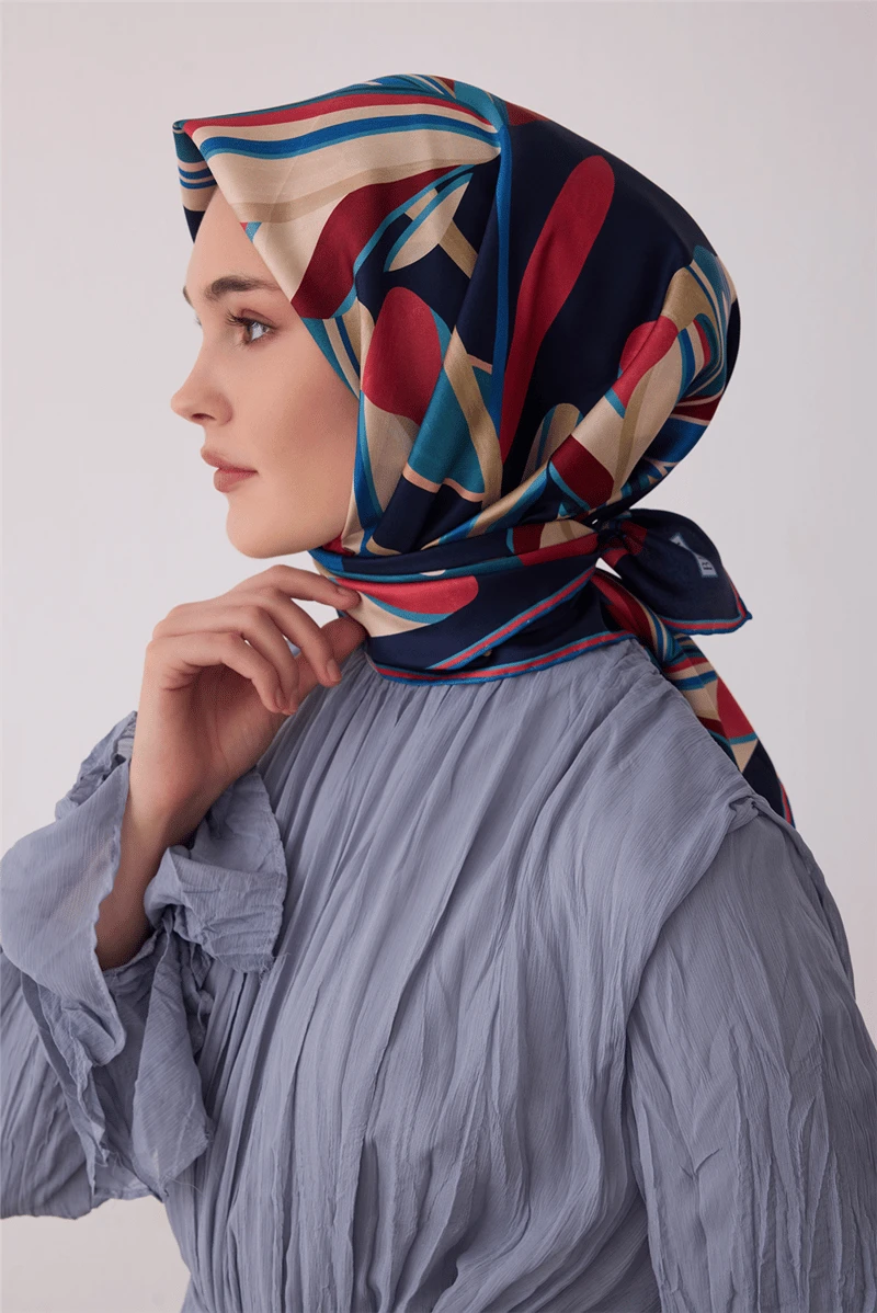 83 Belli Twill İpek Eşarp 4410D