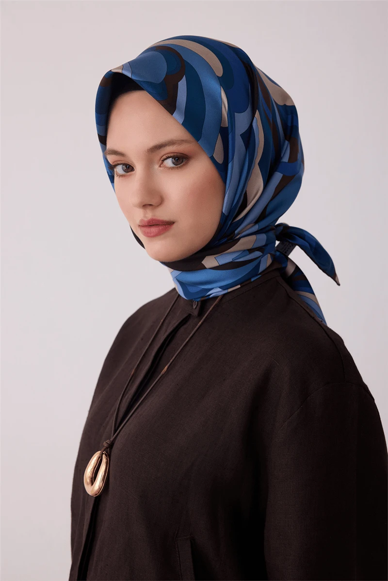83 Belli Twill İpek Eşarp 4414D