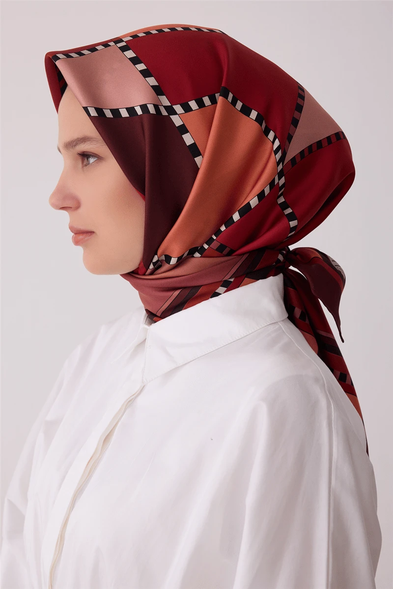 83 Belli Twill ipek Eşarp 4419D