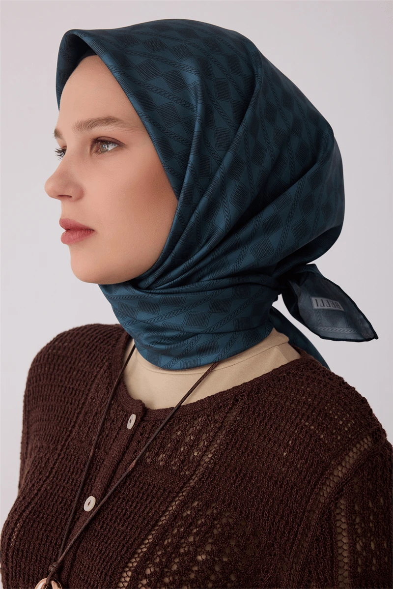 86 Belli Twill İpek Eşarp 4425D