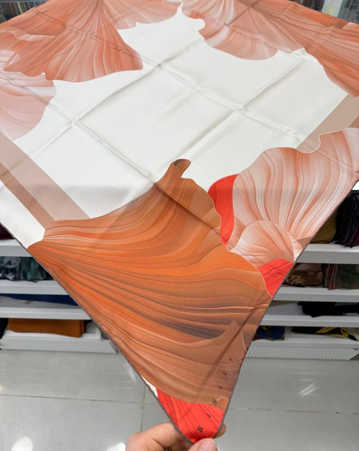 Beyaz Sisley Twill İpek Eşarp 2029