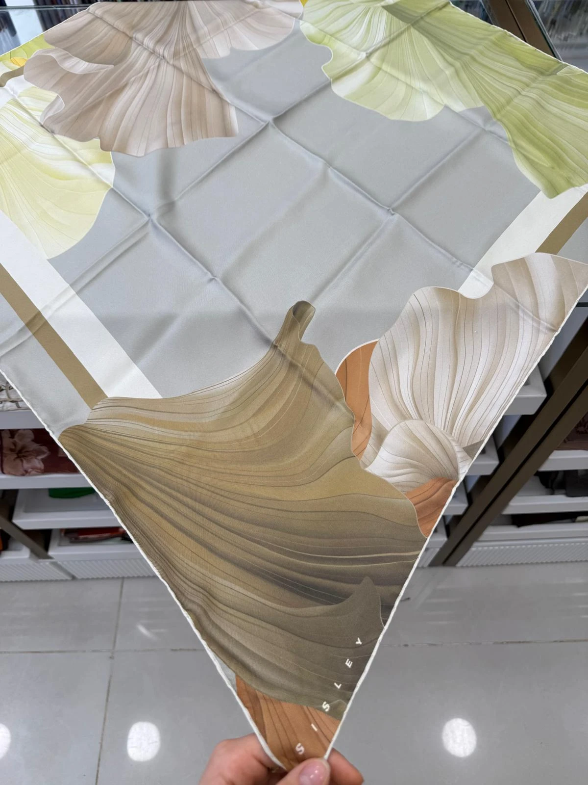 Çağla Yeşili Sisley Twill İpek Eşarp 2029