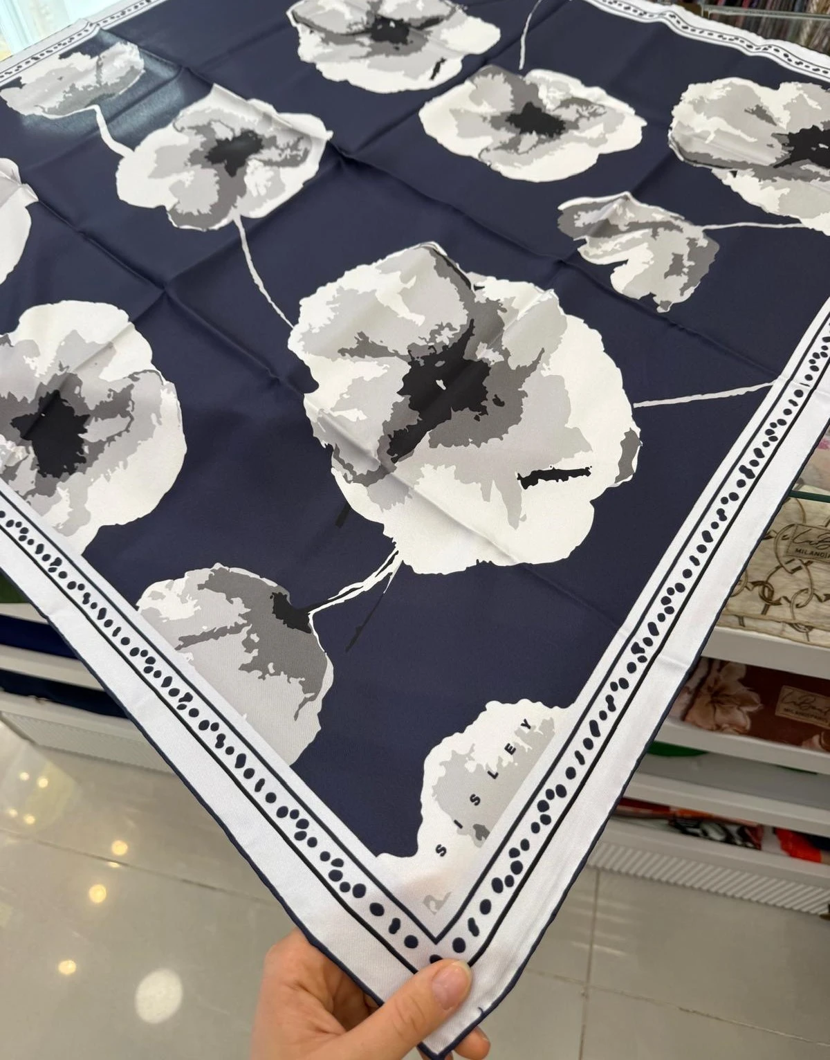 LACİVERT Sisley Twill İpek Eşarp 2025