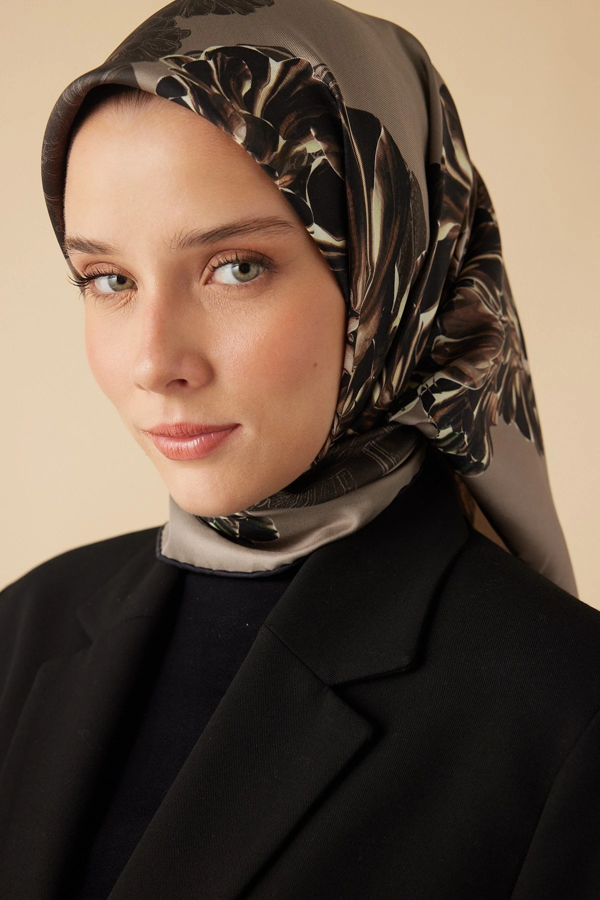 Vizon Maisa Neşve Twill İpek Eşarp